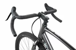 Bombtrack Beyond AL - Noir Brillant/gris Foncé 14 Bombtrack Beyond AL - Noir Brillant/gris Foncé -Vélos Soldes Boutique BT MY22 Beyond AL glossy dark grey web 05