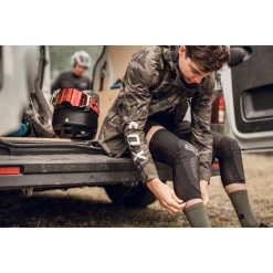 Genouillères Fox Enduro Pro Knee Guard -Vélos Soldes Boutique genouilleres fox enduro pro knee guard 1 7